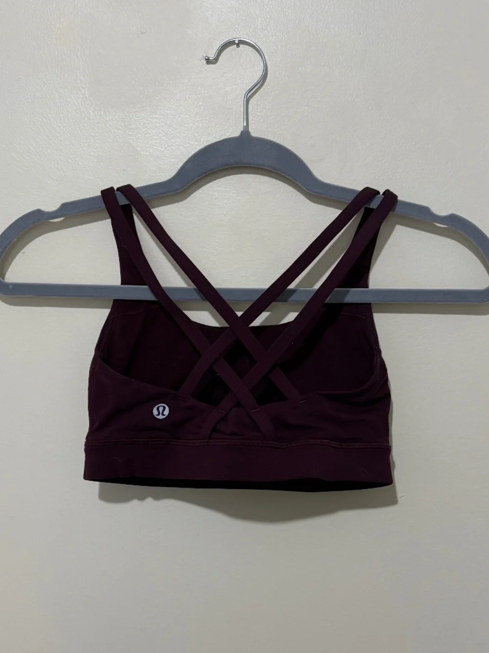 EUC Lululemon Energy Sports Bra with Medium Support in Burgundy Size 2